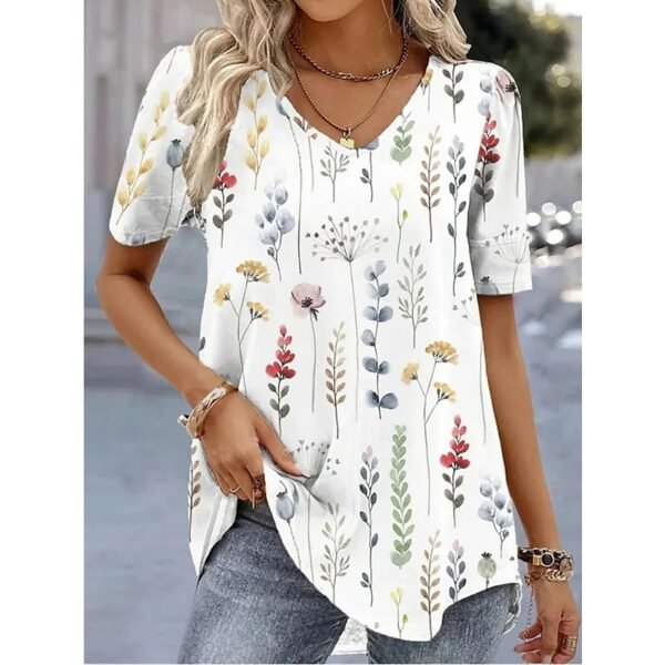 9051E4DC-8750-D16B-7160-D56B5772166A Floral Print V Neck Short Sleeve Tee