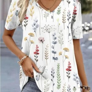 C4588B18-A514-C13B-ADDB-DCAC45A15239 Floral Print V Neck Short Sleeve Tee