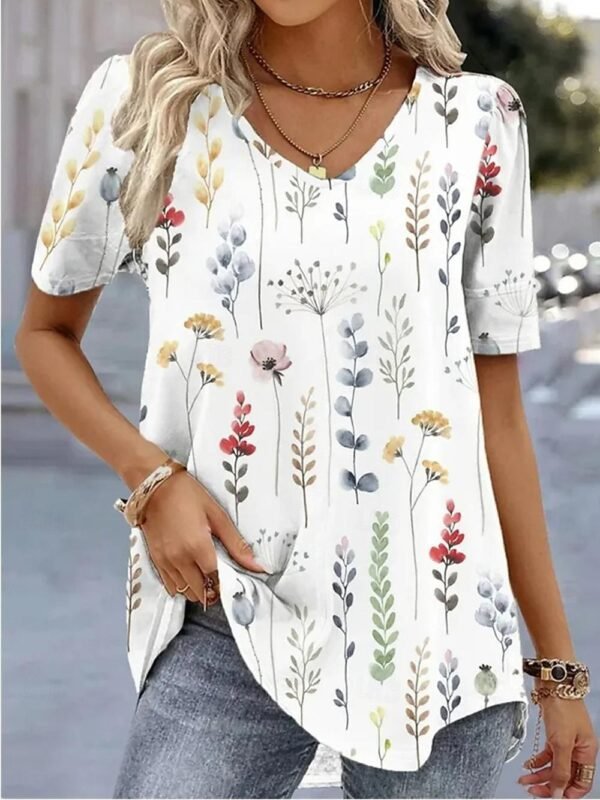 C4588B18-A514-C13B-ADDB-DCAC45A15239 Floral Print V Neck Short Sleeve Tee